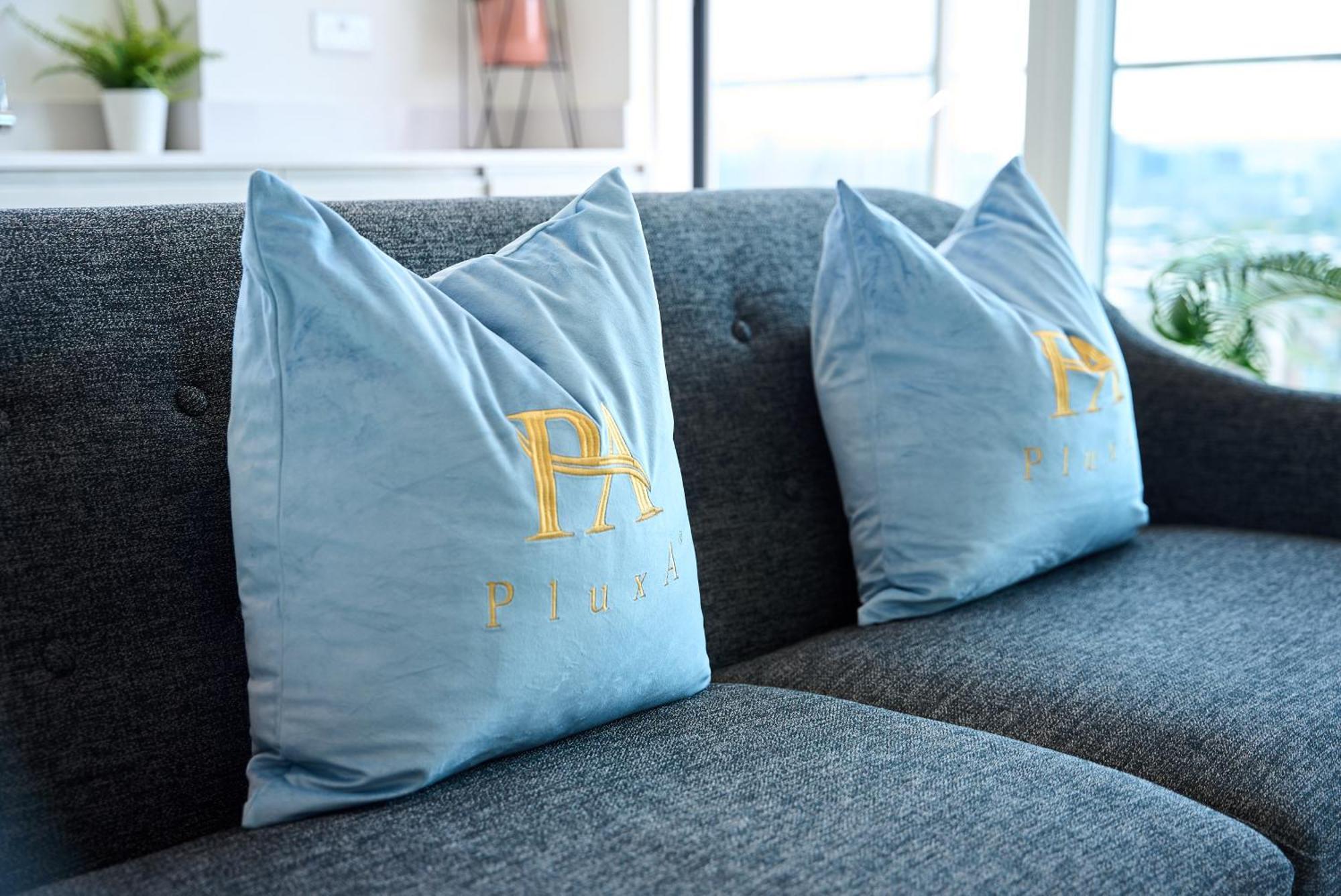Skyline Views Retreat - Corsican Appartement Londen